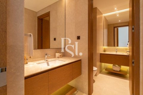 Vilë në Saadiyat Island, Abu Dhabi, Emiratet e Bashkuara Arabe 4 dhoma gjumi, 725 m2. № 716573 - Foto 7