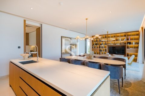 Vilë në Saadiyat Island, Abu Dhabi, Emiratet e Bashkuara Arabe 4 dhoma gjumi, 725 m2. № 716573 - Foto 11