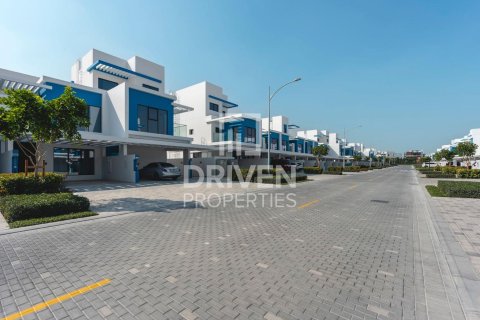Casa urbana para arrendamento em Damac Lagoons, Dubai, EAU 4 quartos, 144 m2 № 768145 - foto 20