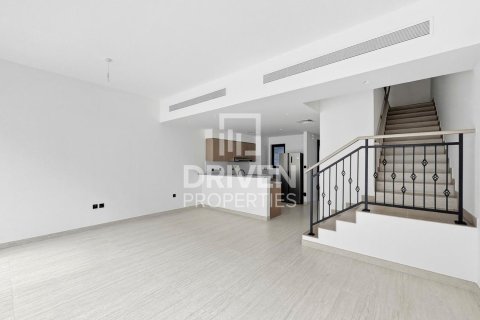 Kaupunkipientalo Damac Lagoons, Dubai, Arabiemiraatit 5 makuuhuonetta, 306.02 m2 № 768143 - kuva 2