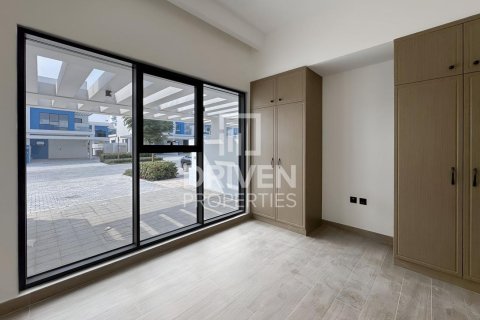 Townhouse in Damac Lagoons, Dubai, UAE 4 bedrooms, 144 sq.m. № 768144 - photo 9