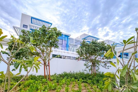 Townhouse in Damac Lagoons, Dubai, UAE 4 bedrooms, 144 sq.m. № 768144 - photo 18