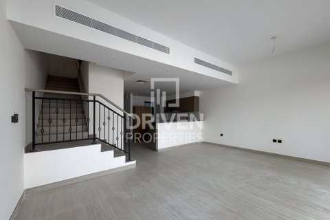 Townhouse in Damac Lagoons, Dubai, UAE 4 bedrooms, 144 sq.m. № 768144 - photo 5