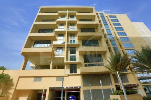 Appartement te huur in Al Raha Beach, Abu Dhabi, VAE 2 slaapkamers, 107.6 vr.m., nr 410451 - foto 15