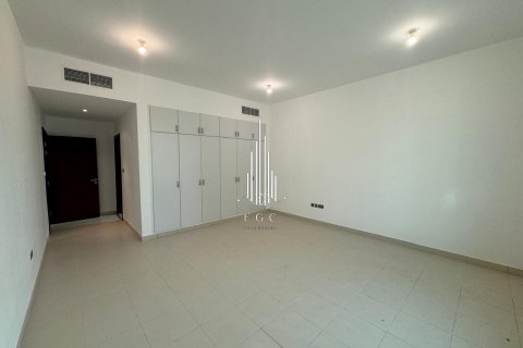 וילה להשכרה ב Khalifa City, Abu Dhabi, איחוד האמירויות  6 חדרי שינה, 836.1 מ"ר, מספר 476967 - תמונה 18
