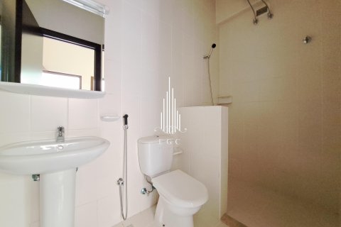 Villa in Sas Al Nakheel, Abu Dhabi, UAE 3 bedrooms, 208.6 sq.m. № 476966 - photo 19