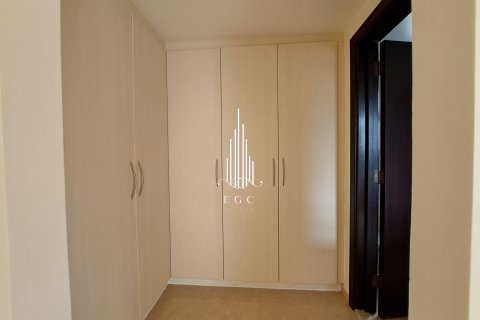 Villa in Sas Al Nakheel, Abu Dhabi, UAE 3 bedrooms, 208.6 sq.m. № 476966 - photo 14