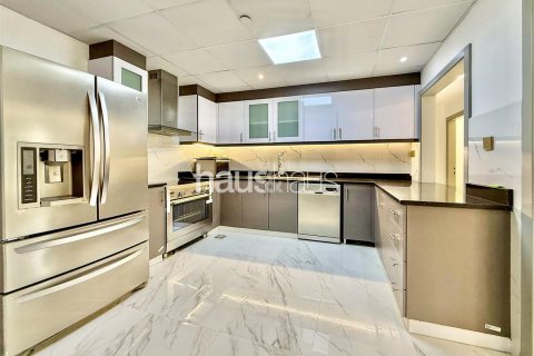 Lakás itt: Jumeirah Beach Residence, Dubai, EAE, 3 hálószoba, 179 m², azonosító: 625990 - fénykép 3