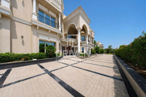 Vila v Emirates Hills, Dubai, SAE 1887.98 m² Č.: 759616 - fotografie 30