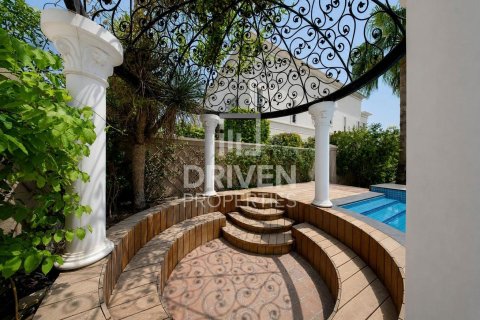 Vila v Emirates Hills, Dubai, SAE 1887.98 m² Č.: 759616 - fotografie 29