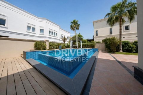 Vila v Emirates Hills, Dubai, SAE 1887.98 m² Č.: 759616 - fotografie 28