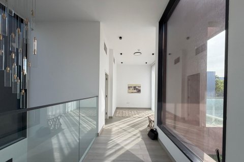 Vila di Tilal City, Sharjah, UAE 4 bilik tidur, 399.2 meter persegi № 748444 - foto 9