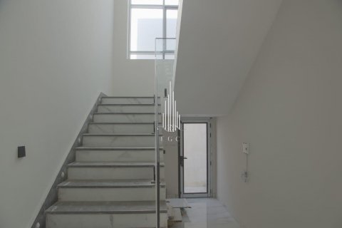 וילה למכירה ב Al Mushrif, Abu Dhabi, איחוד האמירויות  7 חדרי שינה, 635 מ"ר, מספר 534192 - תמונה 4