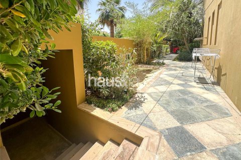 Villa itt: Arabian Ranches, Dubai, EAE, 6 hálószoba, 895 m², azonosító: 627062 - fénykép 24