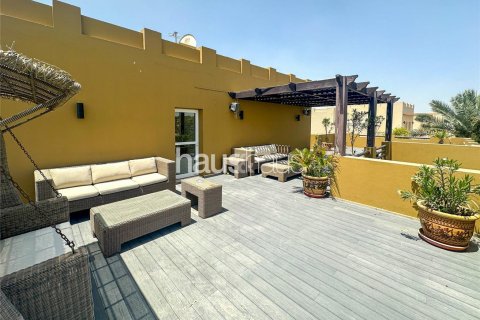 Villa itt: Arabian Ranches, Dubai, EAE, 6 hálószoba, 895 m², azonosító: 627062 - fénykép 22