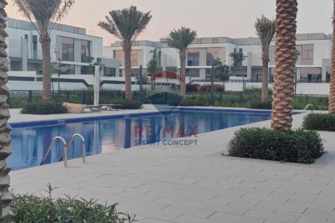 Villetta a schiera in affitto a Al Furjan, Dubai, EAU 3 camere da letto, 237.9 mq. № 571406 - foto 5