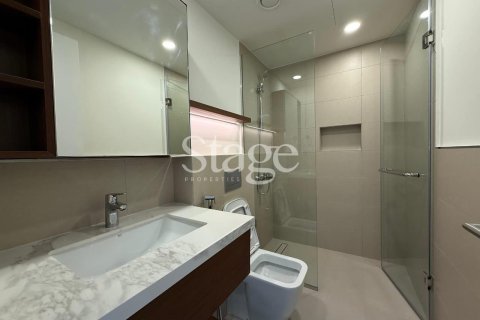 Apartment in Town Square, Dubai, UAE 2 bedrooms, 165 sq.m. № 737574 - photo 7