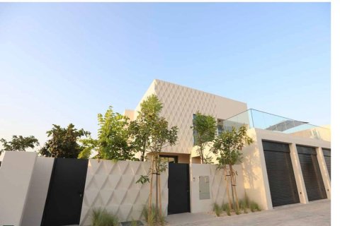 Townhouse in Sharjah, UAE 3 bedrooms, 165.09 sq.m. № 748372 - photo 8