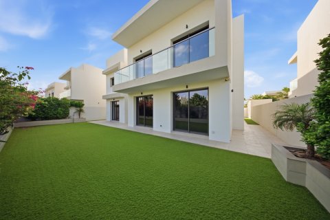 Villa  Yas Island, Abu Dhabijā, AAE 4 istabas, 600 m2 Nr. 748367