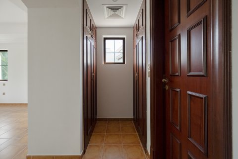 Jumeirah Golf Estates, Dubai, UAE의 임대용 빌라 침실 5개, 568.12제곱미터 번호 750548 - 사진 16