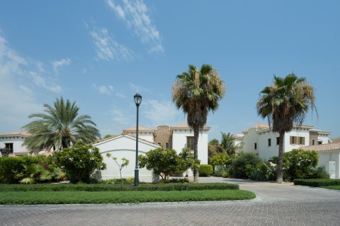 Jumeirah Golf Estates, Dubai, UAE의 임대용 빌라 침실 5개, 568.12제곱미터 번호 750548 - 사진 27