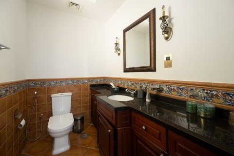 Jumeirah Golf Estates, Dubai, UAE의 임대용 빌라 침실 5개, 568.12제곱미터 번호 750548 - 사진 10