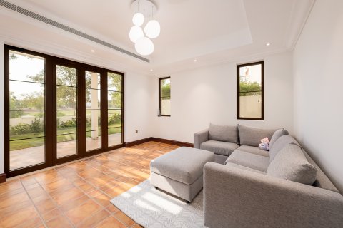 Jumeirah Golf Estates, Dubai, UAE의 임대용 빌라 침실 5개, 568.12제곱미터 번호 750548 - 사진 4
