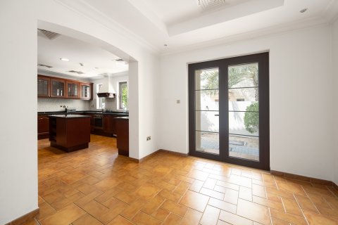 Jumeirah Golf Estates, Dubai, UAE의 임대용 빌라 침실 5개, 568.12제곱미터 번호 750548 - 사진 5