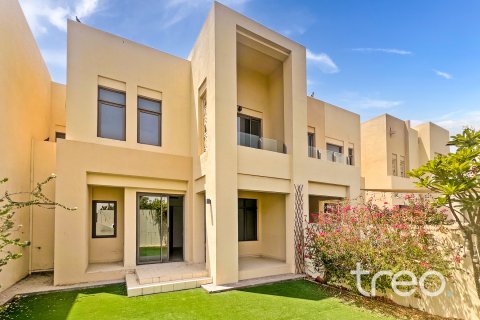 Townhouse til salg i Reem, Dubai, UAE 3 soveværelser, 207.73 kvm № 753699 - foto 10