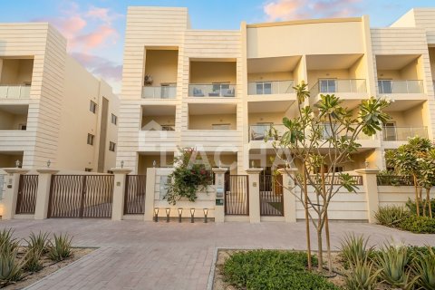 Villa à Jumeirah Village Circle, Dubai, EAU: 3 chambres, 291 m2 № 738654