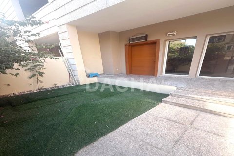 Villa Jumeirah Village Circle, Dubaijā, AAE 3 istabas, 291 m2 Nr. 738654 - attēls 14
