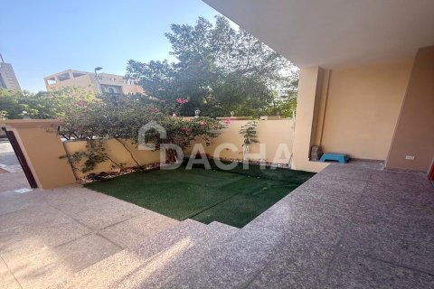 Villa Jumeirah Village Circle, Dubaijā, AAE 3 istabas, 291 m2 Nr. 738654 - attēls 2