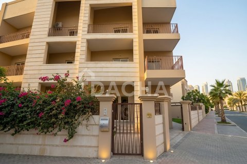 Villa Jumeirah Village Circle, Dubaijā, AAE 3 istabas, 291 m2 Nr. 738654 - attēls 15