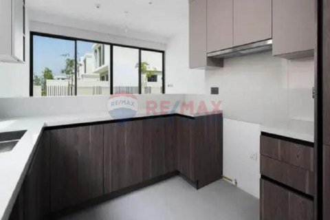 Villa para arrendamento em Tilal Al Ghaf, Dubai, EAU 4 quartos, 405 m2 № 477293 - foto 16