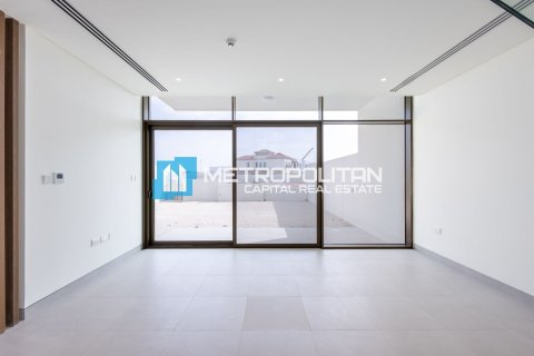 Townhouse de vânzare în Abu Dhabi, EAU 3 dormitoare, 320.2 mp.  №692765 - poză 2
