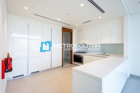 Townhouse de vânzare în Abu Dhabi, EAU 3 dormitoare, 320.2 mp.  №692765 - poză 3