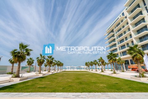 Radový dom na Saadiyat Island, Abu Dhabi, SAE 3 spálne, 305.2 m2 č. 692763 - Fotografia 30