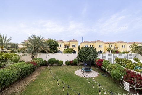 Vilă de închiriat în Jumeirah Park, Dubai, EAU 3 dormitoare, 284.75 mp.  №413588 - poză 23