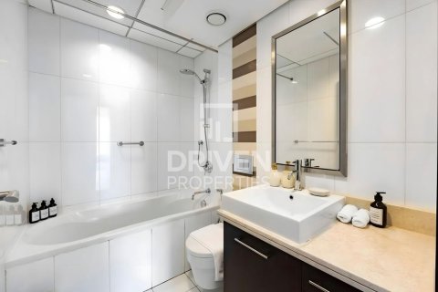 Huoneisto Downtown Dubai (Downtown Burj Dubai), Dubai, Arabiemiraatit 2 makuuhuonetta, 107.77 m2 № 765679 - kuva 11