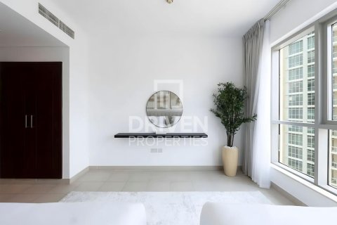 Huoneisto Downtown Dubai (Downtown Burj Dubai), Dubai, Arabiemiraatit 2 makuuhuonetta, 107.77 m2 № 765679 - kuva 10