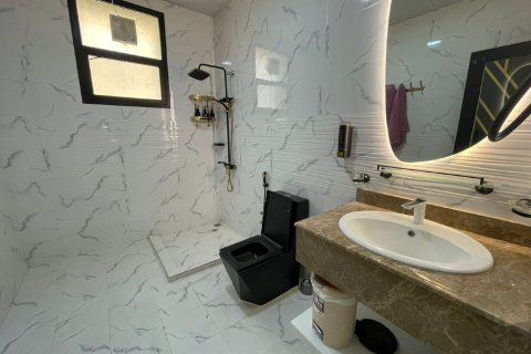Villa zum Verkauf in Ras Al Khaimah, VAE 6 Schlafzimmer, 929 m2 Nr. 734671 - Foto 9