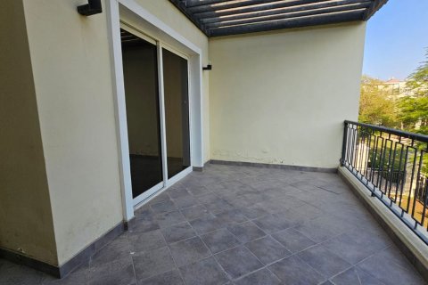Kaupunkipientalo Ras Al Khaimah, Arabiemiraatit 4 makuuhuonetta, 376 m2 № 734670 - kuva 9