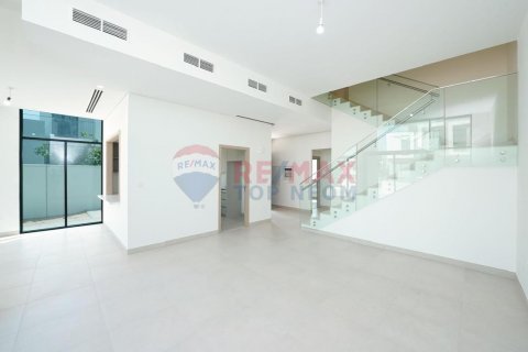 Al Furjan, Dubai, UAE의 임대용 타운하우스 침실 4개, 336제곱미터 번호 566564 - 사진 3