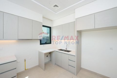 Al Furjan, Dubai, UAE의 임대용 타운하우스 침실 4개, 336제곱미터 번호 566564 - 사진 9