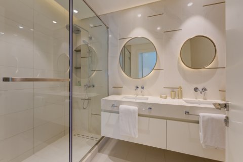 Apartment til salg i Dubai Marina, Dubai, UAE 2 soveværelser, 109 kvm № 734397 - foto 20