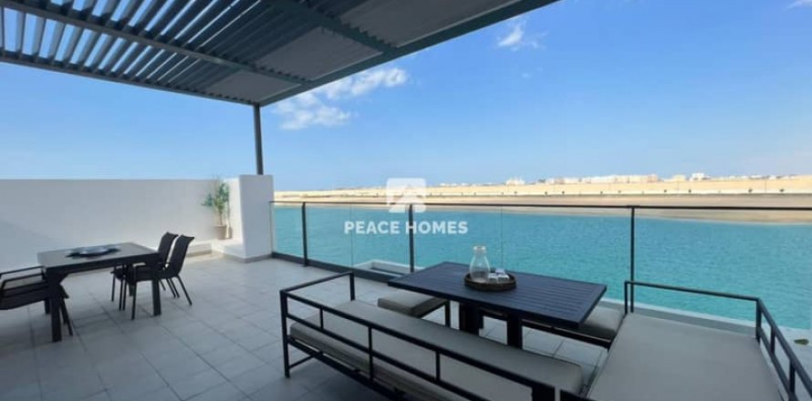 Villa Sharjah Waterfront Cityjā, AAE 5 istabas, 353 m2 Nr. 404052