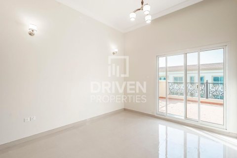 Villa para arrendamento em The Villa, Dubai, EAU 5 quartos, 555 m2 № 757324 - foto 19