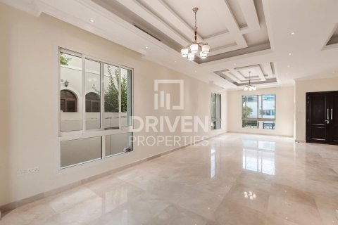 Villa para arrendamento em The Villa, Dubai, EAU 5 quartos, 555 m2 № 757324 - foto 3