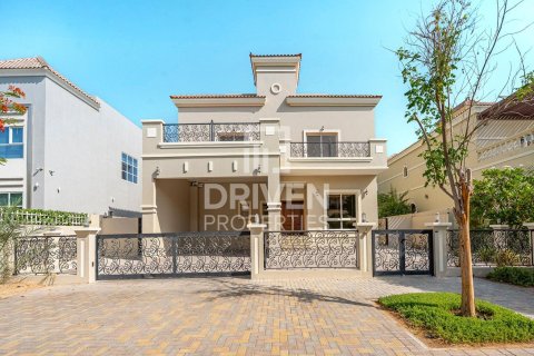 Villa para arrendamento em The Villa, Dubai, EAU 5 quartos, 555 m2 № 757324 - foto 2