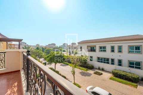 Villa para arrendamento em The Villa, Dubai, EAU 5 quartos, 555 m2 № 757324 - foto 18
